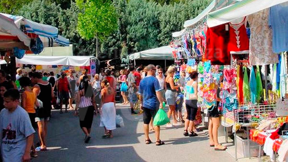 Viale Dei Navigatori – venerdì pomeriggio (estate)