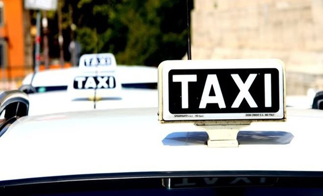 Taxi