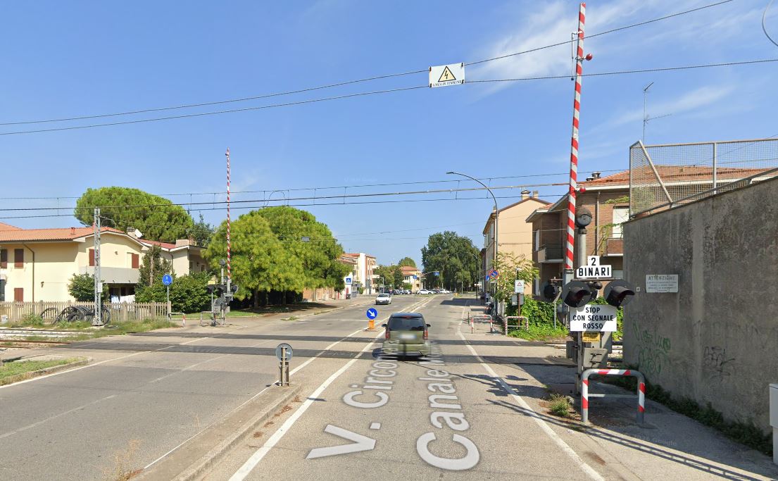 Rfi, Ravenna: da lunedì 3 a lunedì 10 agosto lavori al passaggio a livello di via Canale Molinetto